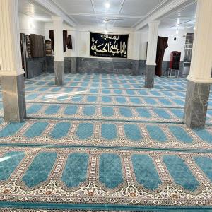 فرش مساجد و حسینیه | خرید فرش سجاده‌ای ۷۰۰ شانه اکریلیک با بالاترین کیفیت