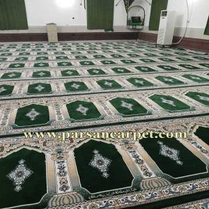 خرید مستقیم فرش سجاده‌ای پلی‌استر ۷۰۰ شانه از کارخانه کاشان | قیمت ویژه مساجد