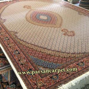 کارخانه فرش 700 شانه طرح ریز ماهی - فرش کاشان
