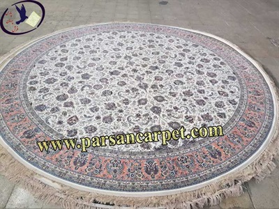فرش گرد طرح افشان کرم گلبهی